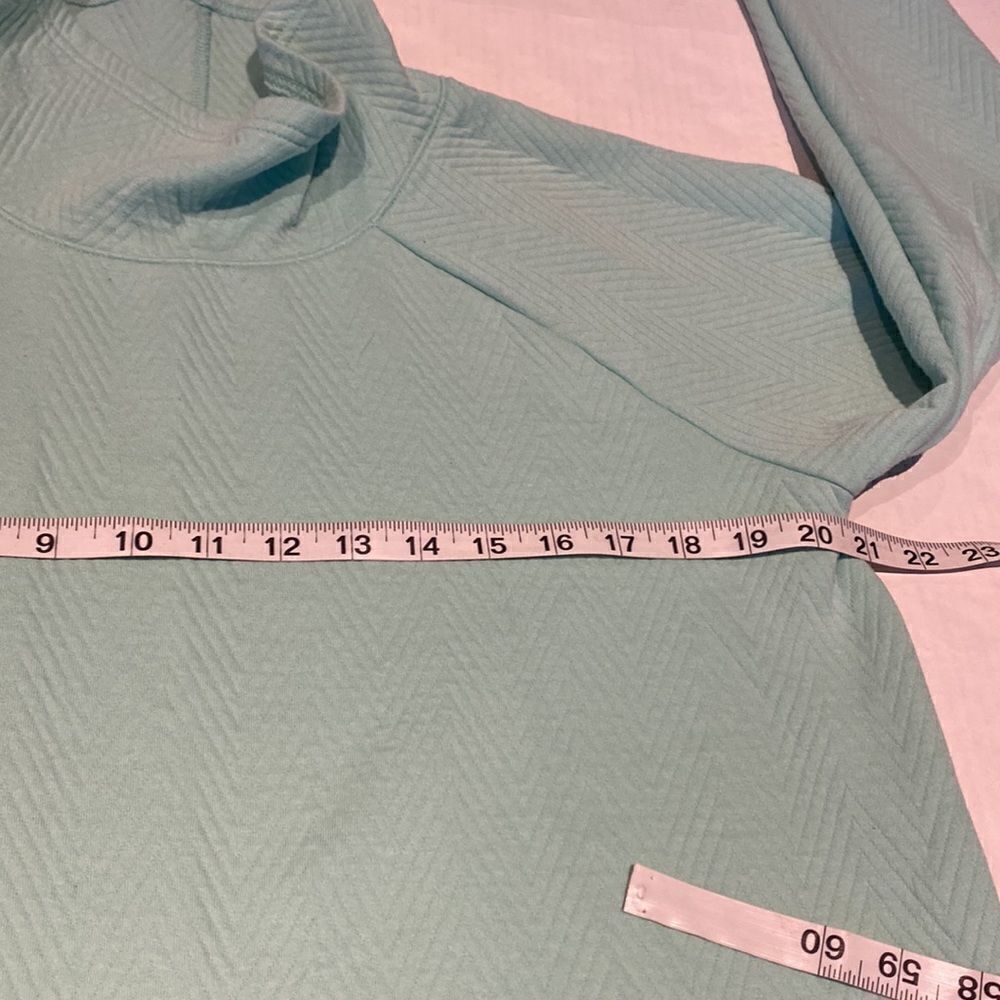 Mint green colored Textured tel gear pullover top with cowl neck size med - Picture 7 of 8